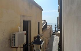 Lanterne Magiche Ortigia Suites